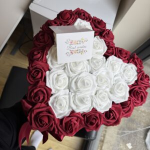 Heart shaped roses box